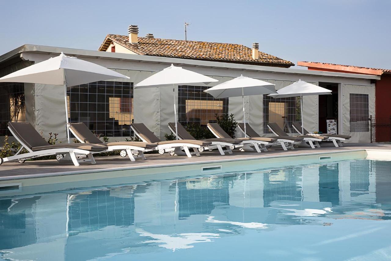Agriturismo Le Capannacce Урбания Экстерьер фото