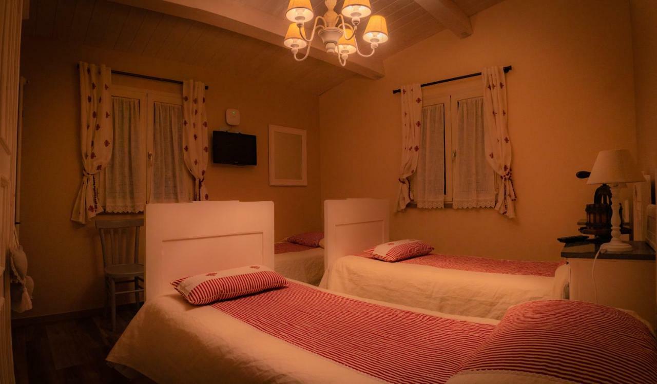 Agriturismo Le Capannacce Урбания Экстерьер фото